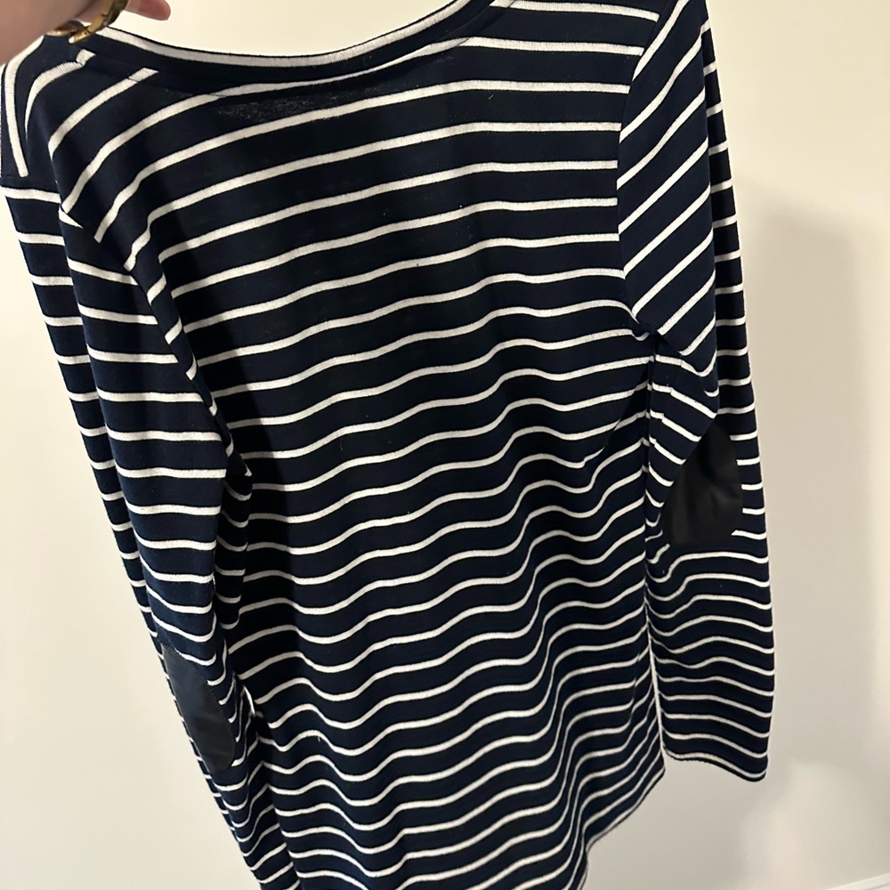 Stitchfix Pixley Greenich top size L with faux leather elbow pads